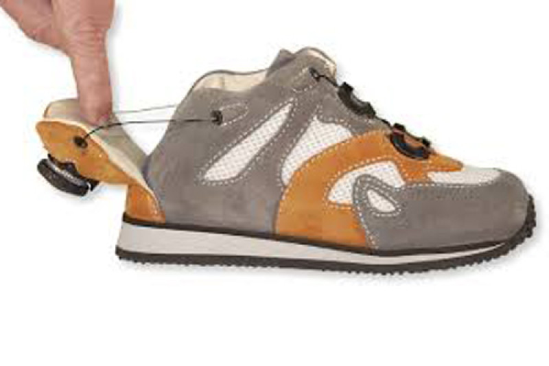 Orthesenschuhe mit Drehverschluss